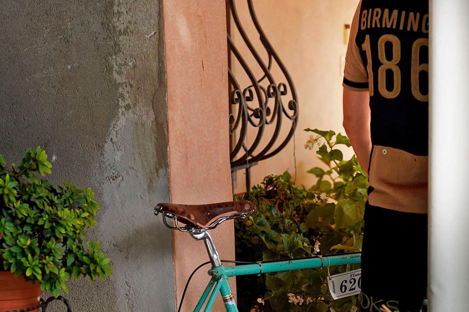 Brooks Swift Eroica XXV celebrates 25 years of retro road rides with limited edition leather saddle