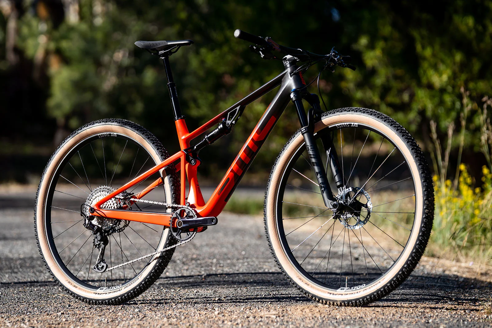 All-new BMC Fourstroke XC race bikes add magical “Autodrop” seatpost
