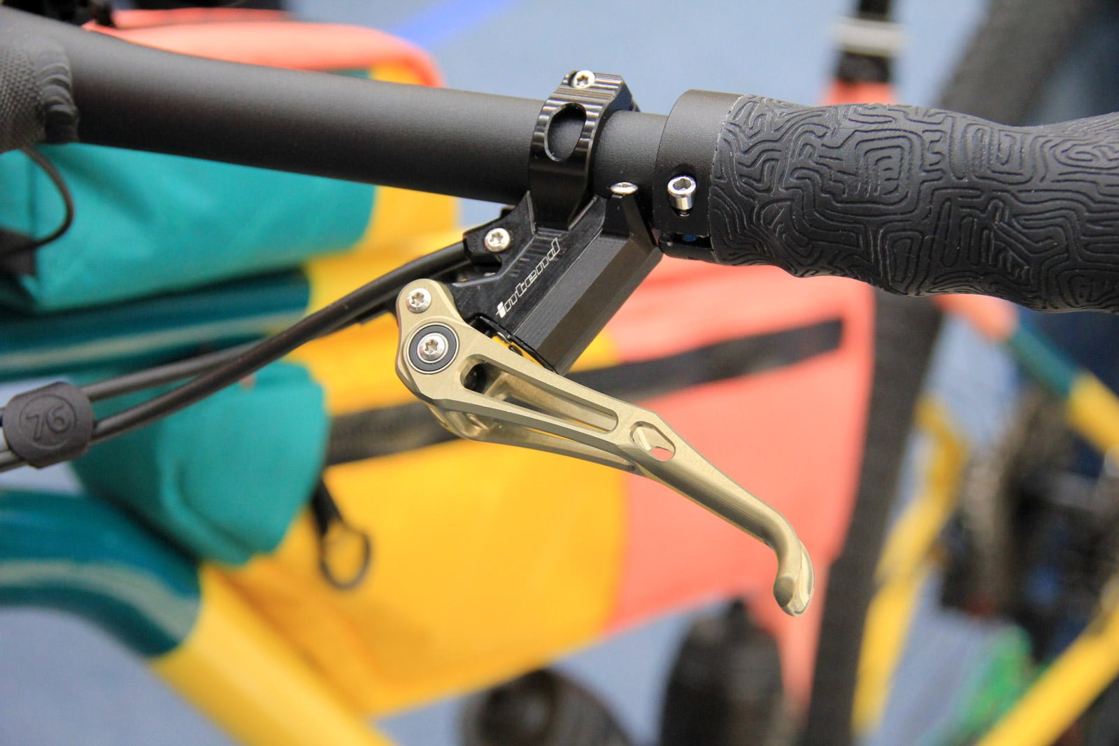Updated: Prototype Intend Brakes spotted on Huhn Jersey Giant 36er MTB