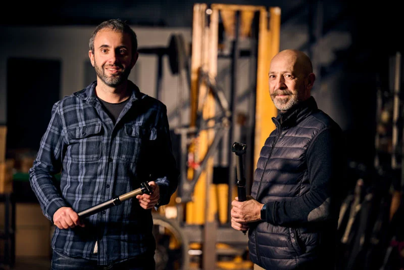 304g Vertical Helium Dropper Post Claims to be World’s Lightest