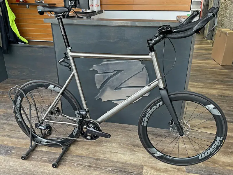 Clydesdale Tri, aka Lennard Zinn & the Art of Titanium Bikes for Tall Triathletes