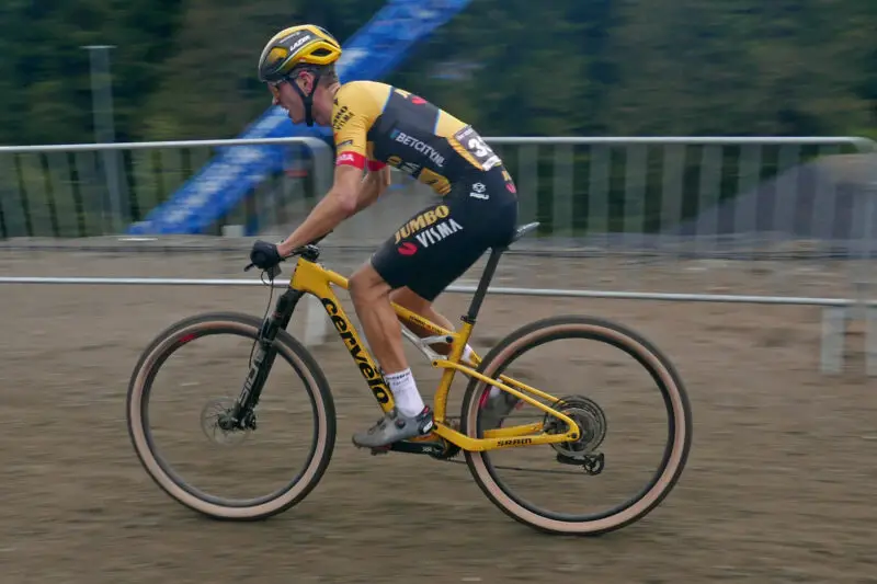 Cervélo LinkLock Lockout Turns ZFS-5 XC Bike into a Hardtail for XCC Short Track Racing