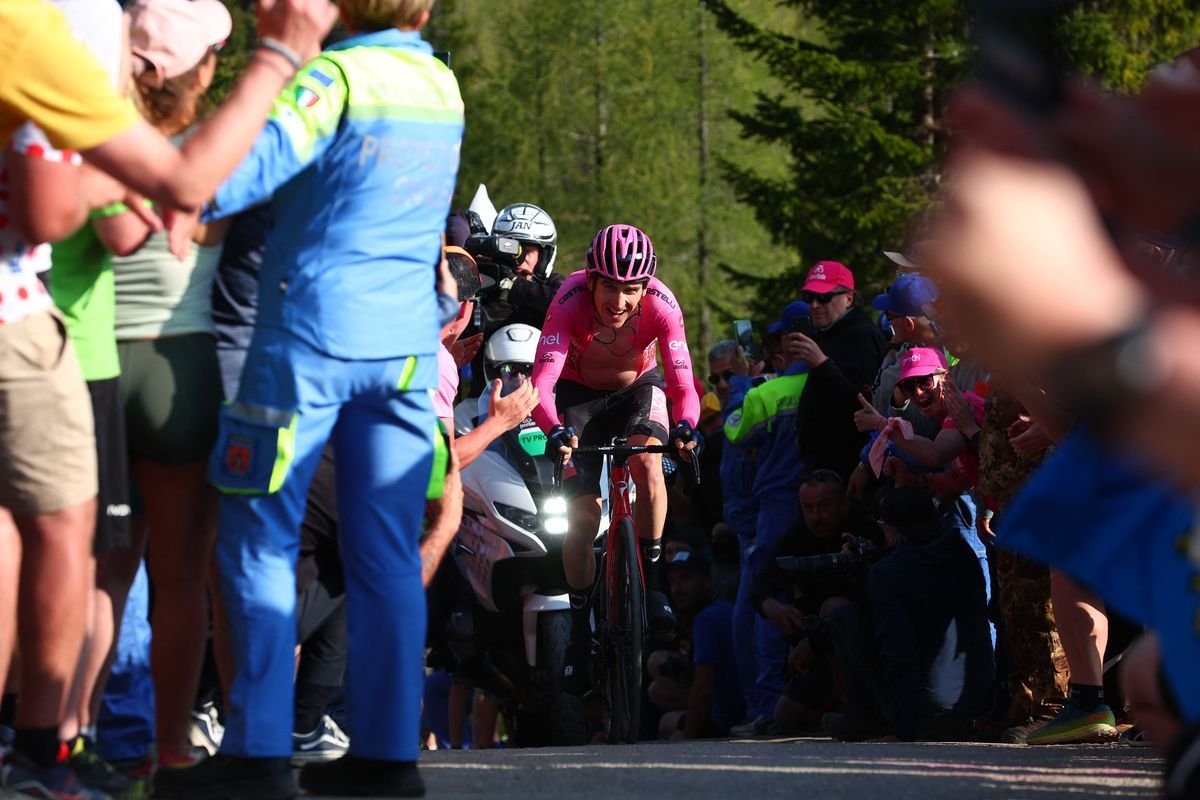 ROGLIC OVERCOMES MECHANICAL AND THOMAS TO LEAD GIRO D’ITALIA IN STUNNING TIME TRIAL WIN