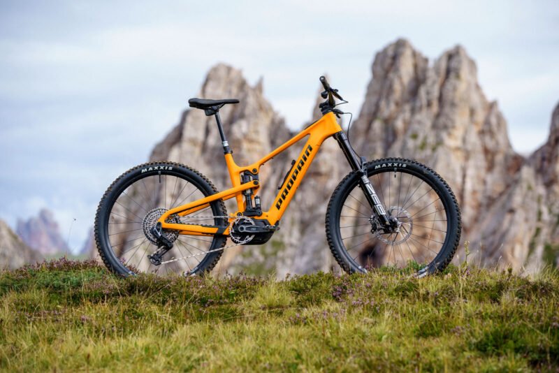 Propain Ekano 2 CF Powertrain eMTB Packs 880 Wh Range, If You Want