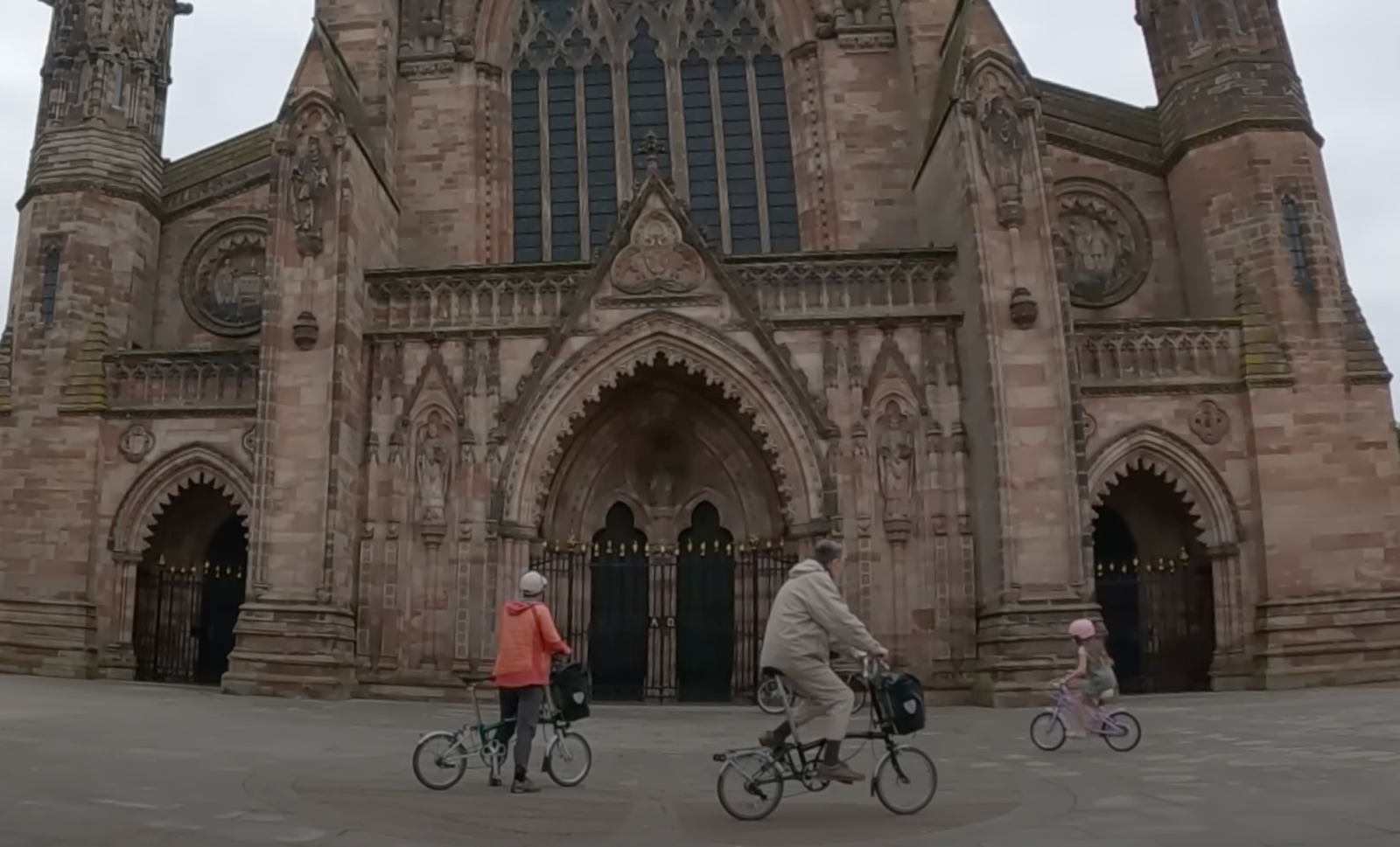 Welsh borders on a Brompton folding bike