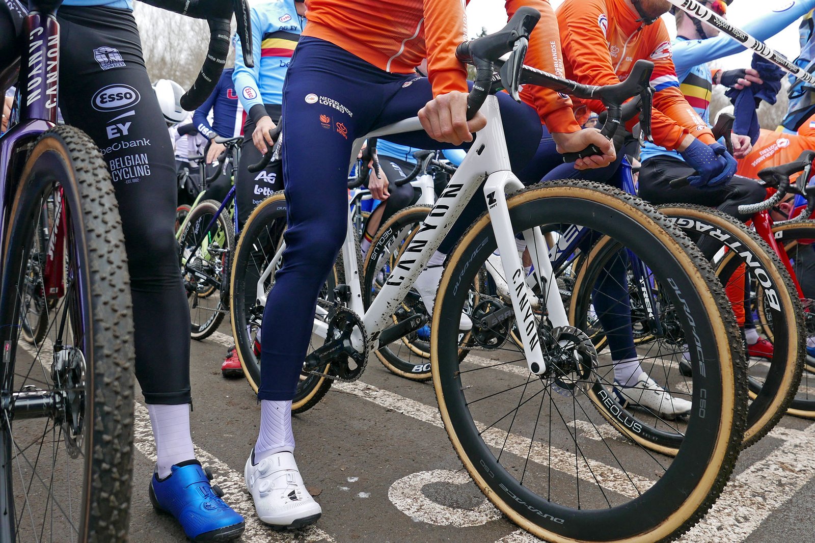 6x World Champ Mathieu van der Poel’s Canyon Inflite “CFR”: CX Pro Bike Check