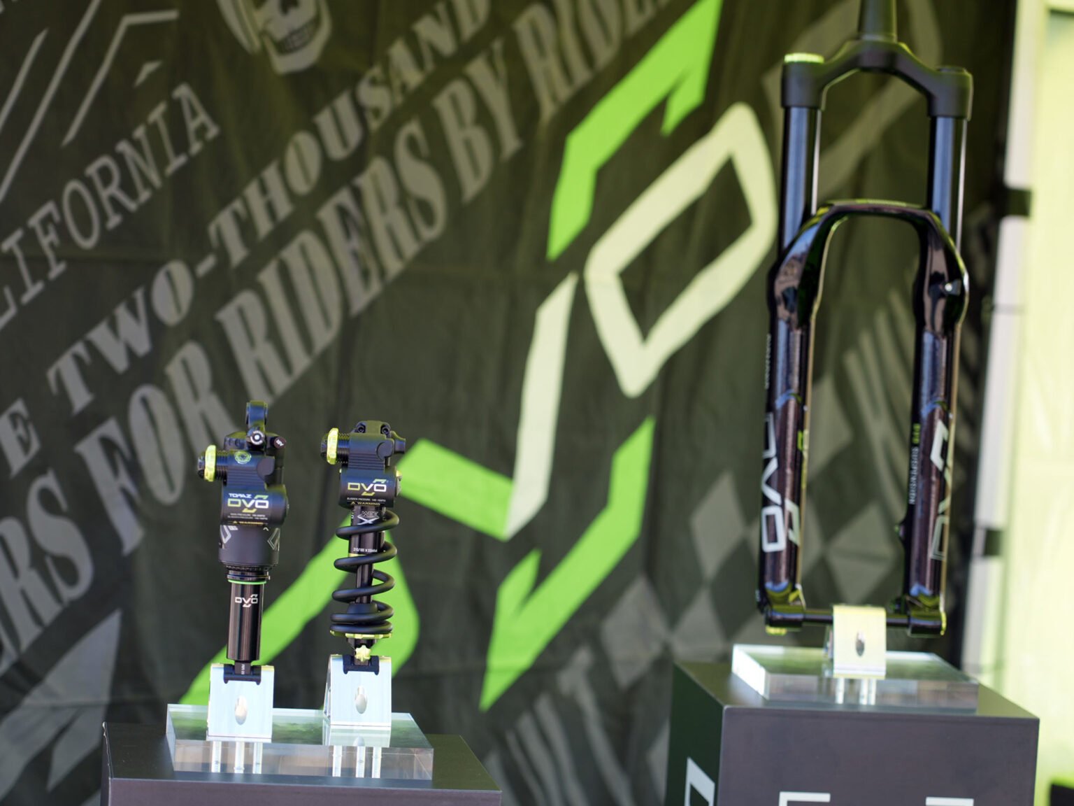 DVO Shocks add Prime Switch; Forks get SL Air Spring