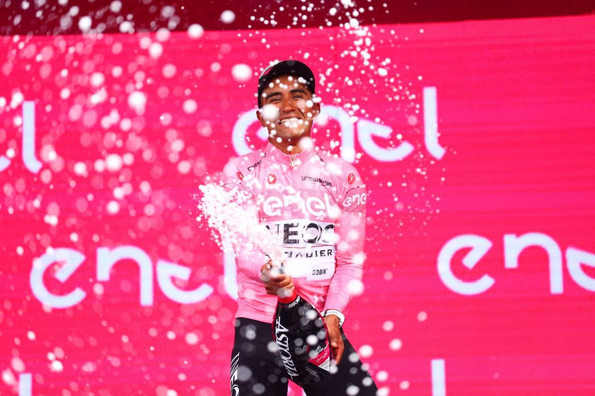 Giro d’Italia Stage 1: Narváez Overcomes Pogačar Aggression for Opening Victory