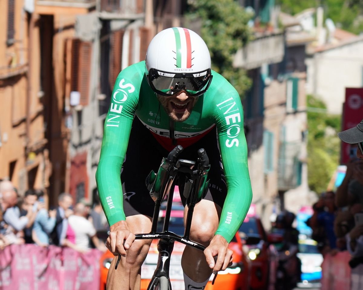 On the scene at the Giro d’Italia, Stage 7
