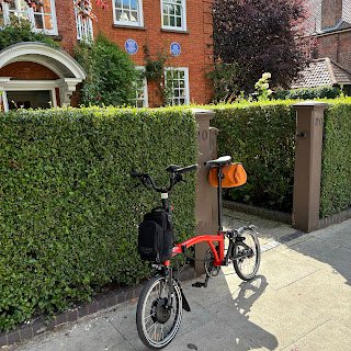 Passing the Freud Museum on a Brompton