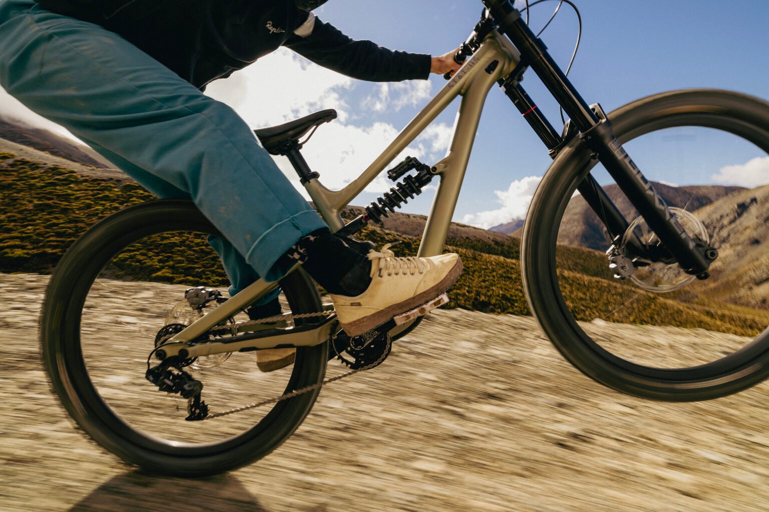 Specialized Status 2 Expands with 140mm Trail Bike, Two 170mm Options