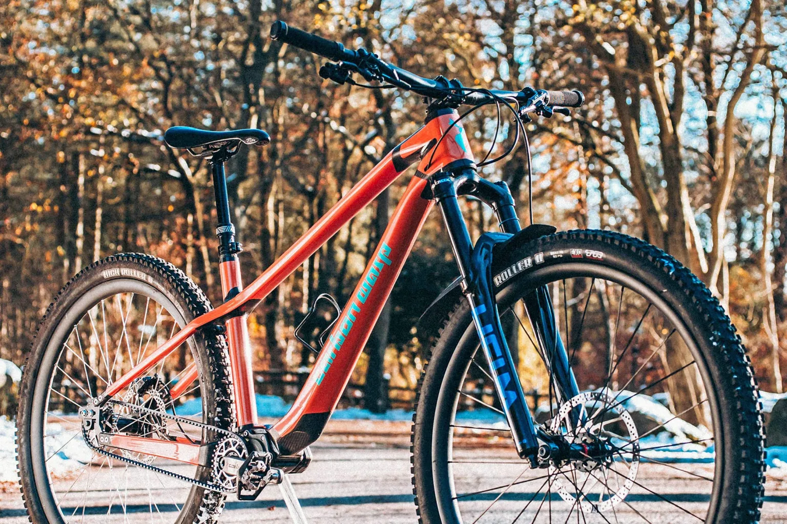 Carbon Wasp Lays Up New Gearbox Hardtail Mountain Bike in the UK