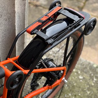 The novelty of a rear rack on a Brompton no longer a novelty