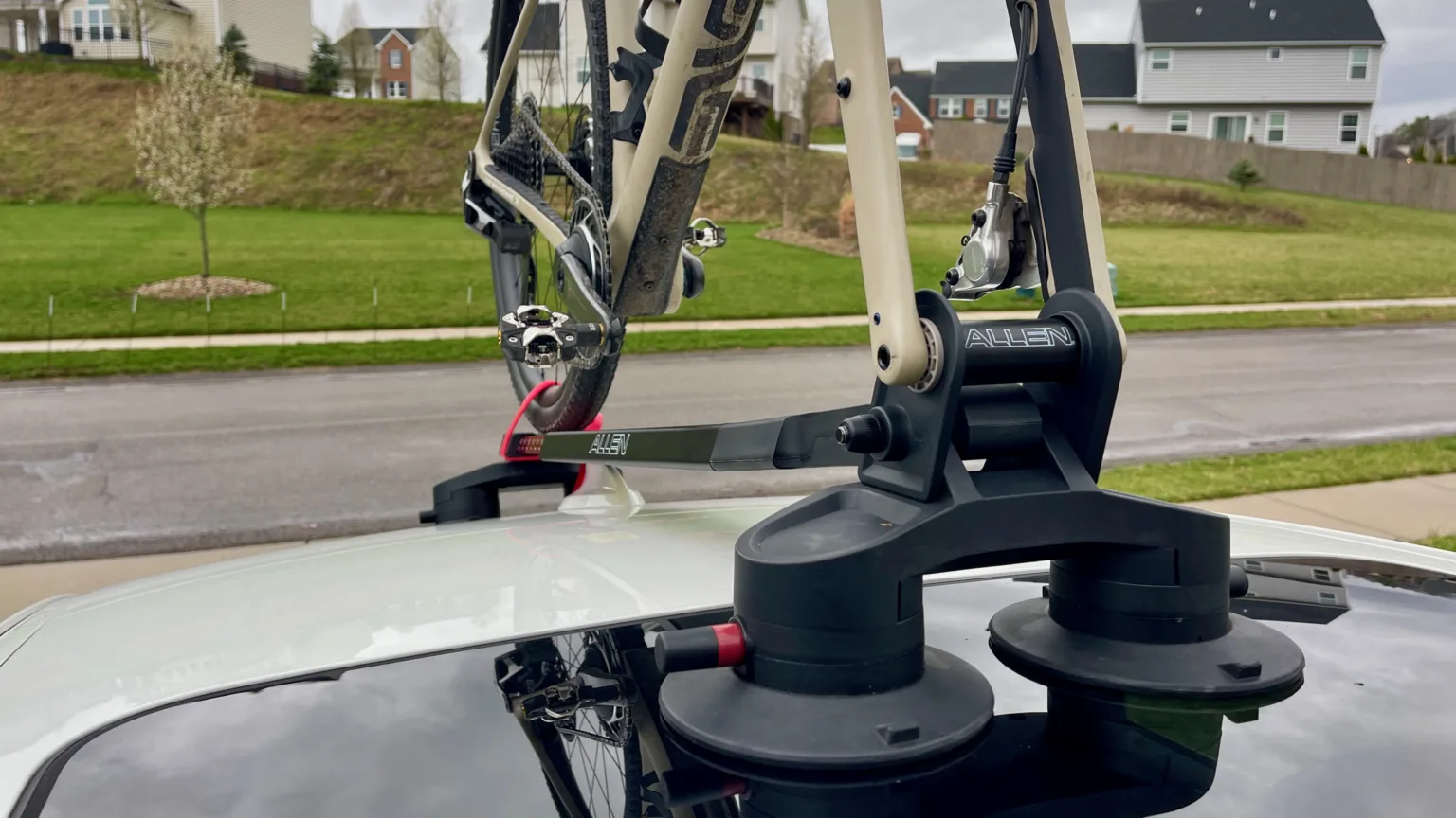Allen Debuts Smart Suction Gear: A High-Tech Take on Bike Racks