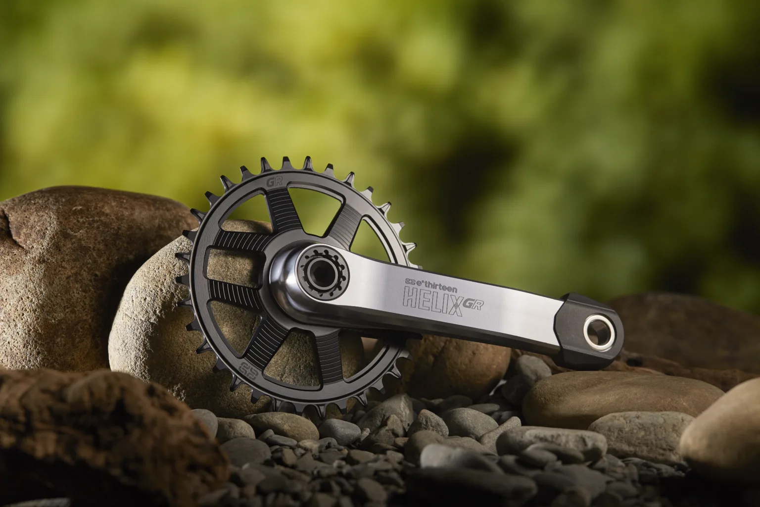 e*thirteen Helix Race Alloy GR Cranks & GR Direct Mount Chainrings Gear Up for Big Hits