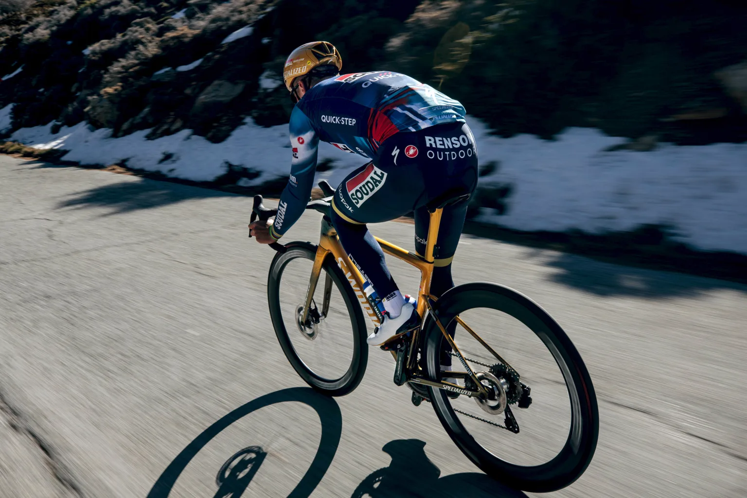 Remco’s Golden Steed: Limited Edition ‘Golden Season’ S-Works Tarmac SL8
